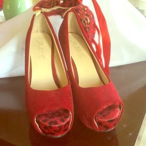 Red velvet heels butterfly wrap